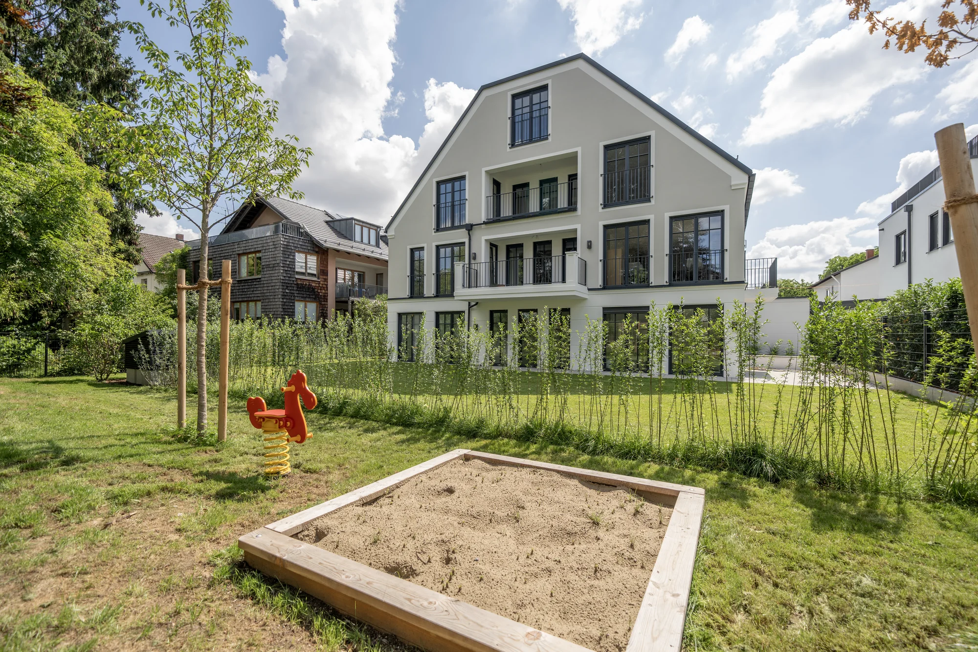 Außenansicht Gartenseite — Foto 2024